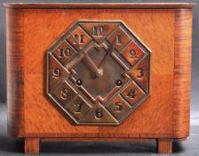 EARLY 20TH CENTURY 1930S ART DECO 8 DAY MANTEL CLOCK