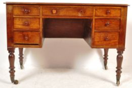 19TH CENTURY VICTORIAN MAHOGANY WRITING DESK