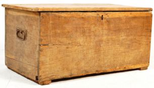 19TH CENTURY VICTORIAN ELM CHEST / BLANKET BOX