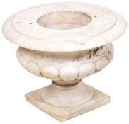 19TH CENTURY FRENCH WHITE MARBLE GARDEN URN