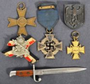 WWII SECOND WORLD WAR GERMAN MEDALS & OTHER ITEMS