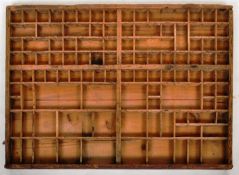 EARLY 20TH CENTURY VINTAGE WOODEN PRINTERS BLOCK TRAY