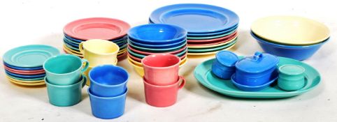 METLOC COLORSTAX AMERICAN 8 PERSON DINNER SERVICE