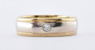 9CT TWO TONE GOLD & DIAMOND RING