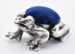 SILVER FROG PIN CUSHION