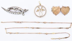 GROUP OF VICTORAN & EDWARDIAN JEWELLERY