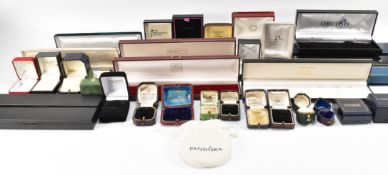 ASSORTMENT OF VICTORIAN & LATER JEWELLERY BOXES