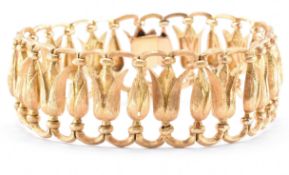 VINTAGE 18CT GOLD FLOWER BRACELET
