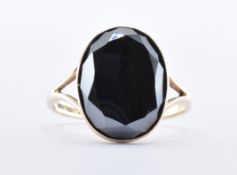 9CT GOLD & HEMATITE RING