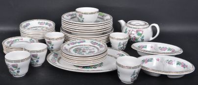 20TH CENTURY DINNER SERVICE BY SAMPSON BRIDGWOOD INDIAN TREE PATTERN