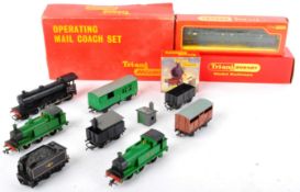 COLLECTION OF ASSORTED HORNBY TRIANG 00 GAUGE TRAIN SET ITEMS