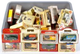 LARGE COLLECTION OF ASSORTED LLEDO DIECAST MODELS