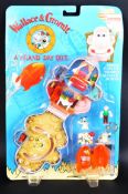 WALLACE & GROMIT - BLUEBIRD - MICRO SUPERSTARS PLAYSET SEALED