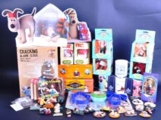 WALLACE & GROMIT - AARDMAN ANIMATIONS - COLLECTION OF MEMORABILIA