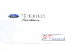 ORIGINAL UT MODELS 1/18 SCALE DIECAST FORD EXPEDITION EDDIE BAUER
