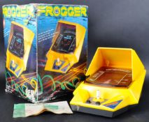 ORIGINAL VINTAGE KONAMI MADE TABLE TOP ELECTRONIC ' FROGGER ' GAME