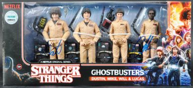 GHOSTBUSTERS - STRANGER THINGS - AUTOGRAPHED ACTION FIGURE SET