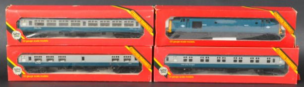 VINTAGE HORNBY 00 GAUGE DIESEL LOCOMOTIVE & CARRIAGES