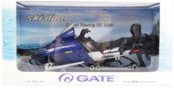 GATEWAY GLOBAL 1/12 SCALE DIECAST MODEL SKIMOBILE