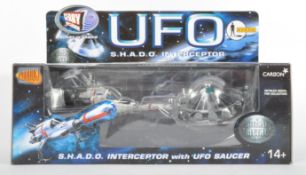 PRODUCT ENTERPRISE GERRY ANDERSON UFO SHADO INTERCEPTOR