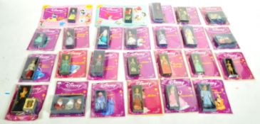 COLLECTION OF X25 DEAGOSTINI DISNEY PRINCESS PORCELAIN DOLLS