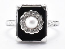 HALLMARKED 9CT GOLD ONYX PEARL & DIAMOND RING