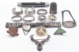 COLLECTION OF SILVER JEWELLERY