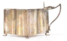 EDWARDIAN SILVER HALLMARKED MUSTARD POT