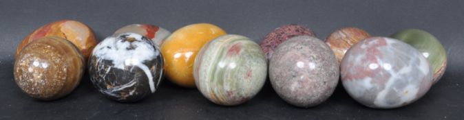 COLLECITON OF VINTAGE 20TH CENTURY SPECIMEN STONE EGGS