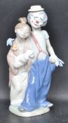 LLADRO 7686 -PALS FOREVER - 2000 COLLECTORS SOCIETY CERAMIC PORCELAIN FIGURINE