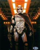 STAR WARS - GWENDOLINE CHRISTIE - SIGNED 8X10