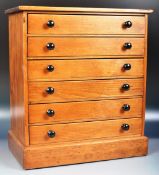 19TH CENTURY VICTORIAN GLASS TOPPED SPECIMEN CHEST