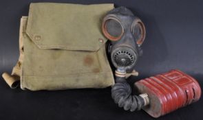 ORIGINAL WWII SECOND WORLD WAR BRITISH ARMY RESPIRATOR