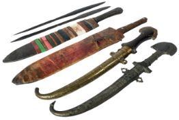 COLLECTION OF ASSORTED VINTAGE ETHNIC KNIVES