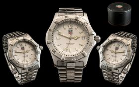 Tag Heur Professional 200 Gents Stainless Steel Wrist Watch. Model No WK1112, 2000 Series.