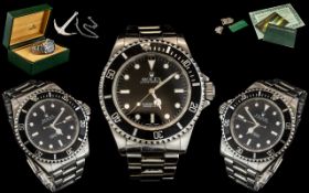 Rolex - Oyster Perpetual Submariner - Iconic Gentleman's Stainless Steel Wrist Watch.