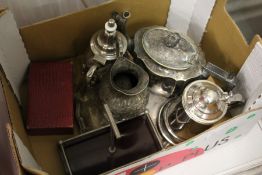 Various plated wares.