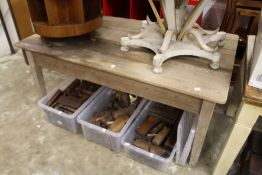 An old kitchen table.