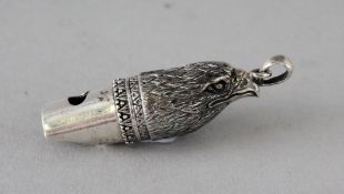 A CAST SILVER NOVELTY EAGLE WHISTLE. 1.5ins.