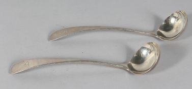 A PAIR OF GEORGE III SCOTTISH SILVER LADLES. Edinburgh 1815.