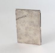 A VICTORIAN PLAIN SILVER TRAVELLING PHOTOGRAPH FRAME. Sheffield 1897.