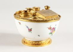 AN APPAY, PARIS PORCELAIN AND GILT CIRCULAR DESK TIDY, the porcelain painted with flowers. 4.25ins