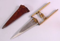 A FINE 18TH CENTURY MUGHAL INDIAN GOLD INLAID WATERED STEEL KATAR DAGGER IN SCABBARD, the 34cm.