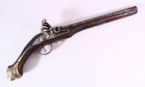A GOOD 18TH CENTURY PERSIAN FLINTLOCK PISTOL, with engraved lockplate and barrel, silver inlaid grip
