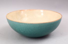 A CHINESE SONG STYLE CELADON CRACLE GLAZED POTTERY BOWL, the exterior with a blue ground and an