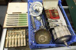 Miscellaneous plated items.