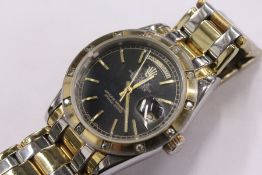 A gent's wristwatch.