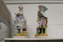 A pair of continental figures (AF).