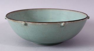 A CHINESE RU WARE STUD POTTERY BOWL / DISH, with a ribbed sectional body and raised boss stud, the