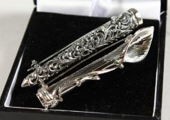 TWO SILVER POSY BROOCHES.